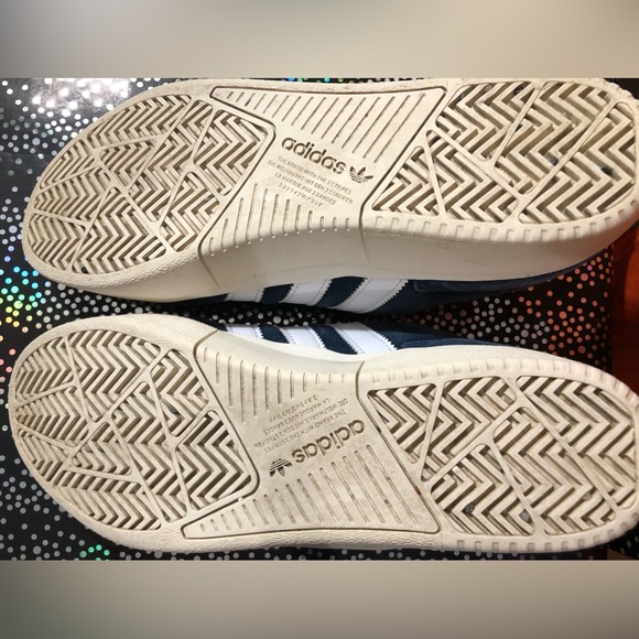 Men’s Blue suede Adidas SKATEBOARDING sneakers!!! - Picture 9 of 15